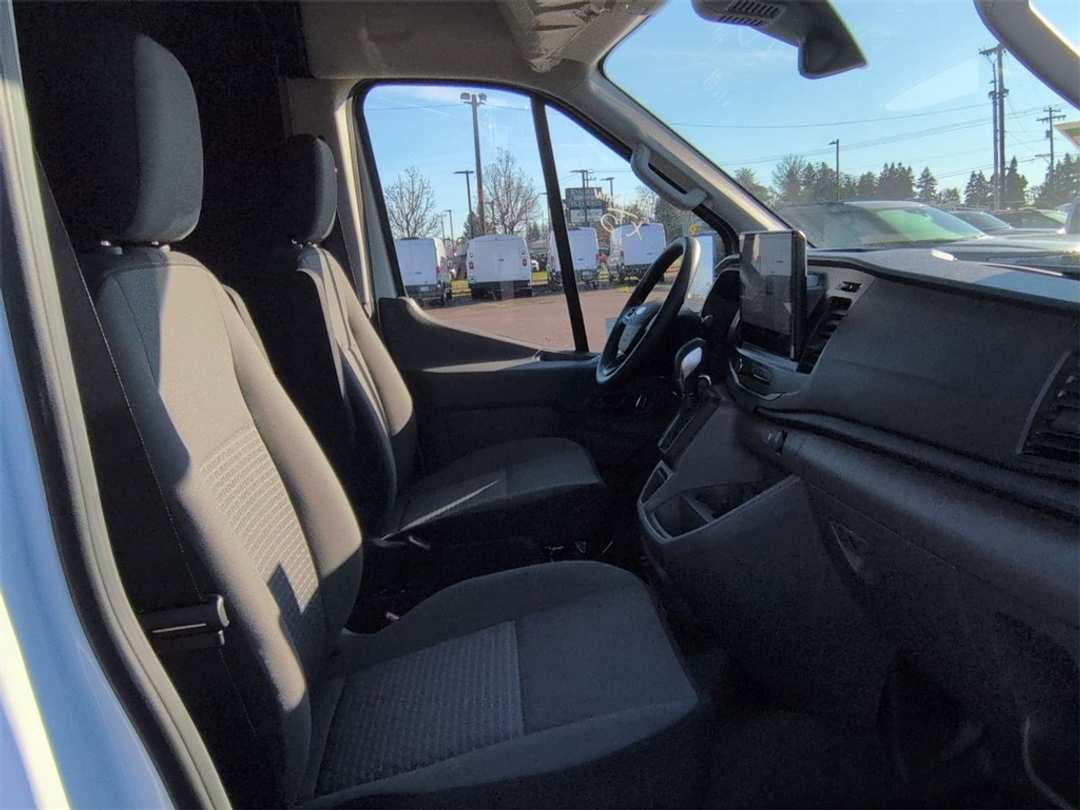 2026 Ford Transit-250 Base - Image 27