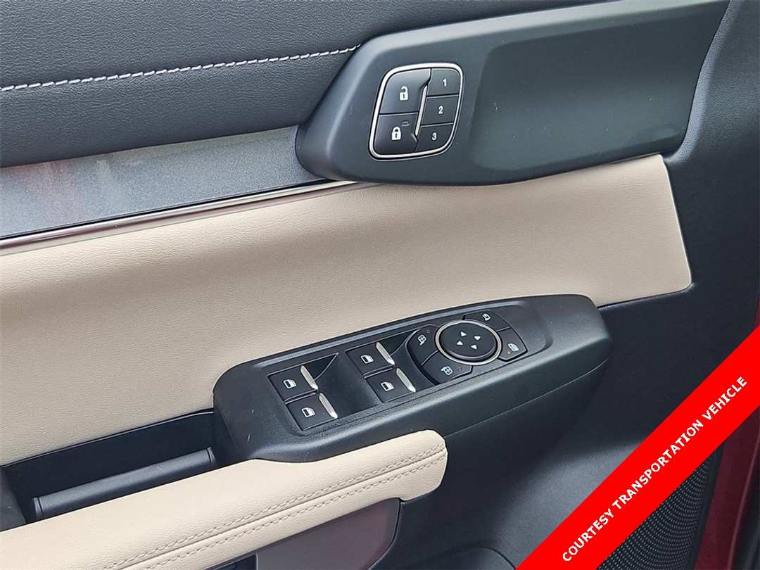 2025 Ford Ranger Lariat - Image 10