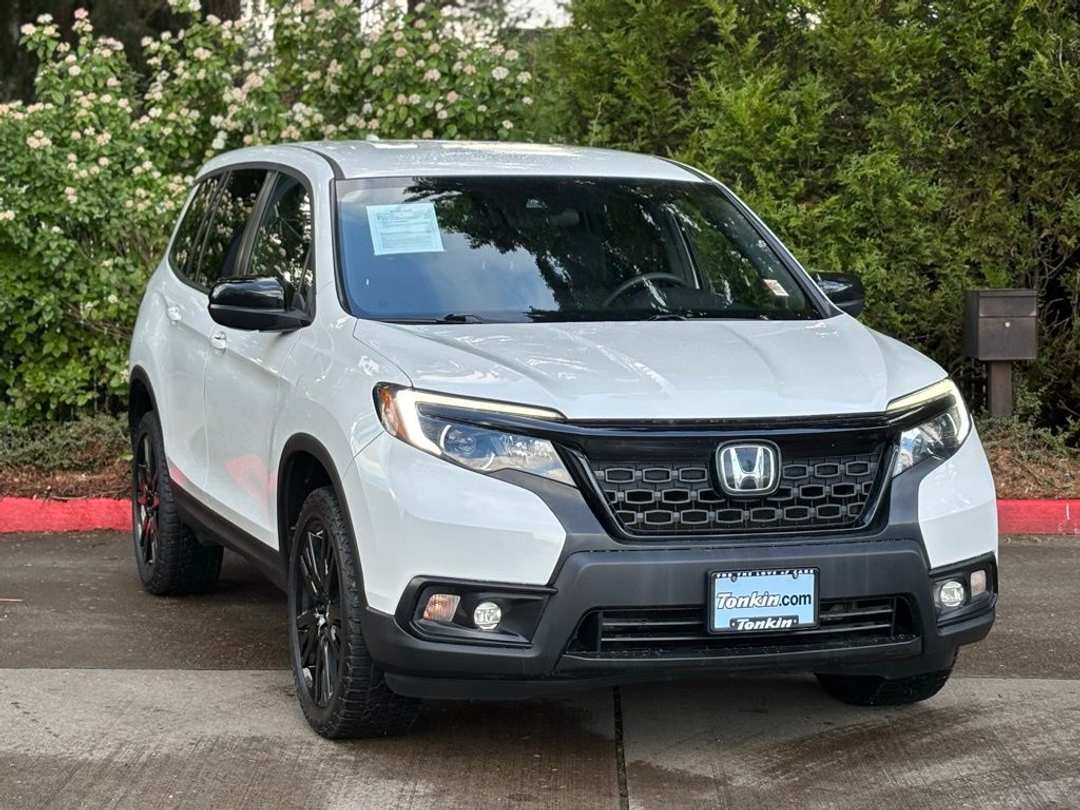 2021 Honda Passport Sport - Image 2