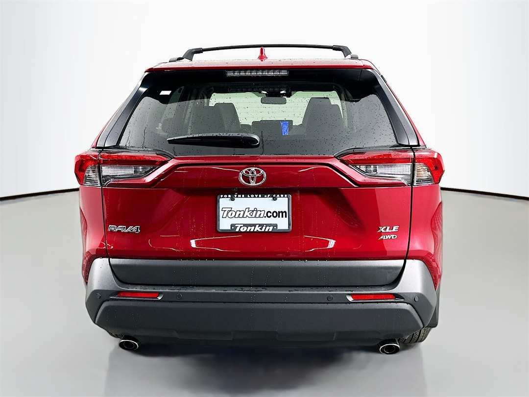 2025 Toyota Rav4 XLE Premium - Image 6