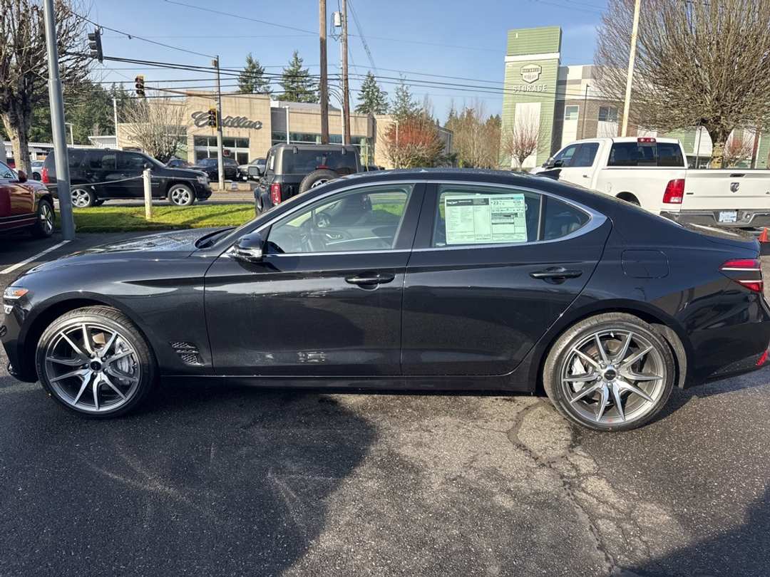 2026 Genesis G70 2.5T - Image 4