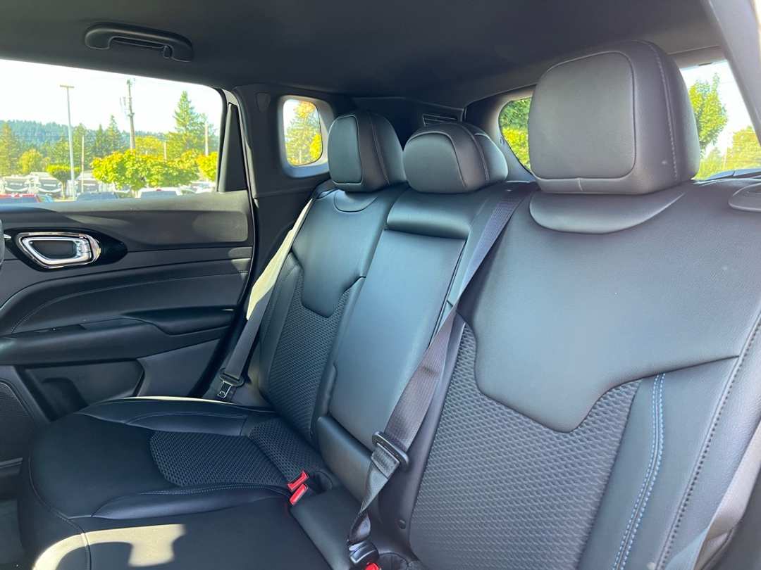 2026 Jeep Compass Latitude - Image 26