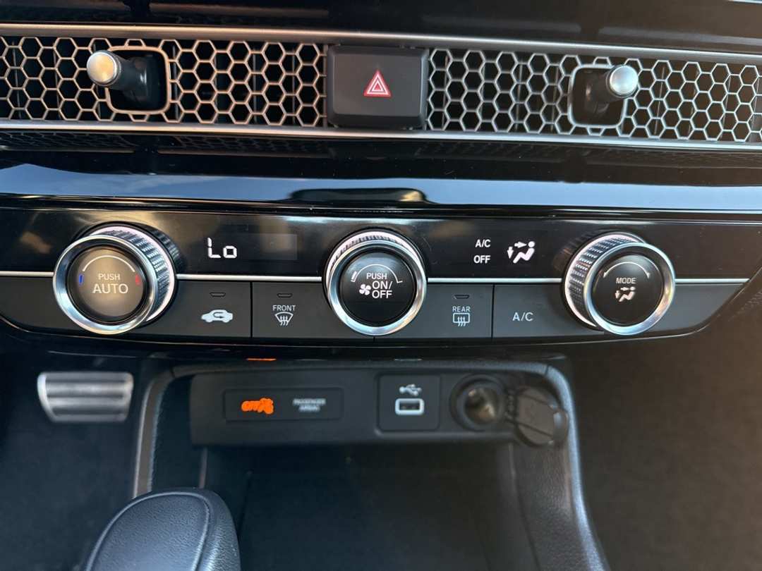 2024 Honda Civic Sport - Image 15