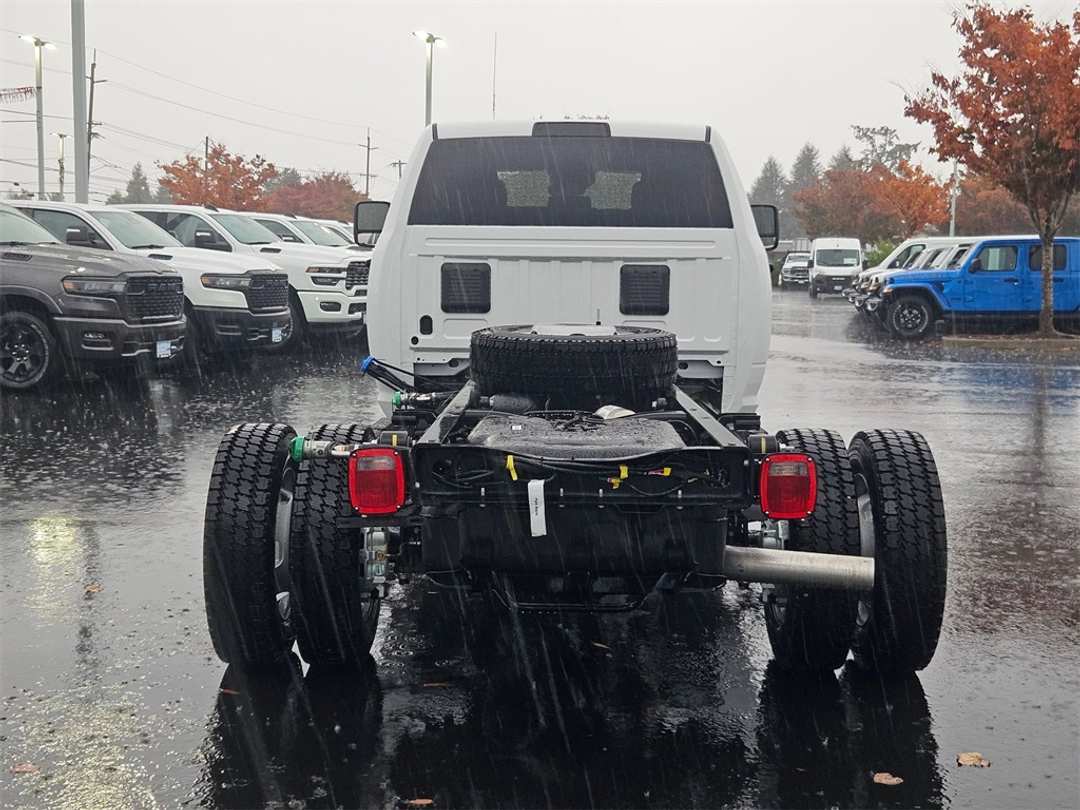 2026 Ram 5500Hd Tradesman - Image 5