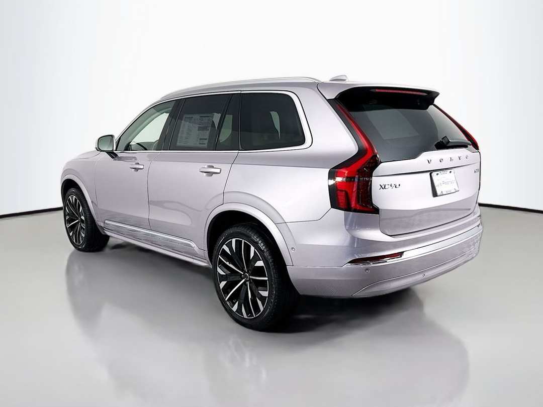 2026 Volvo Xc90 B6 Ultra - Image 3