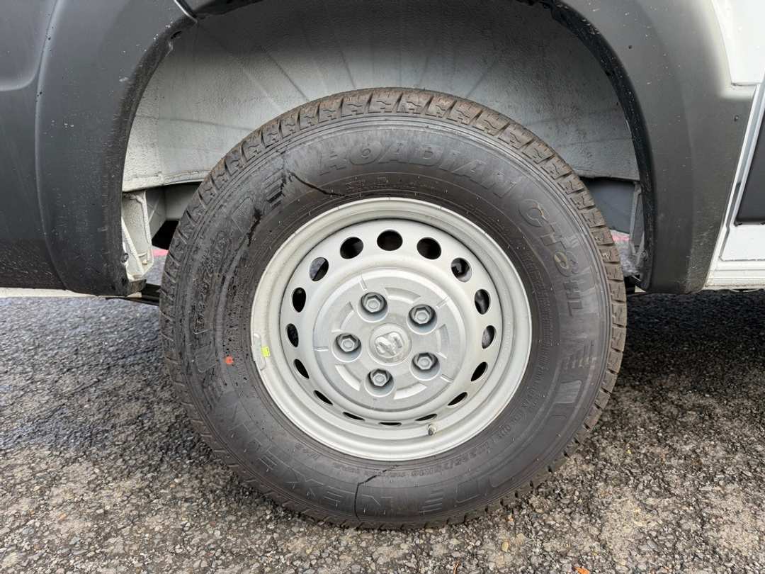 2026 Ram Promaster 1500 Low Roof - Image 10