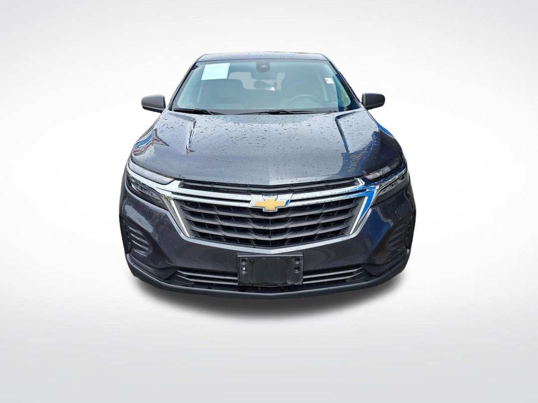 2022 Chevrolet Equinox LS - Image 3