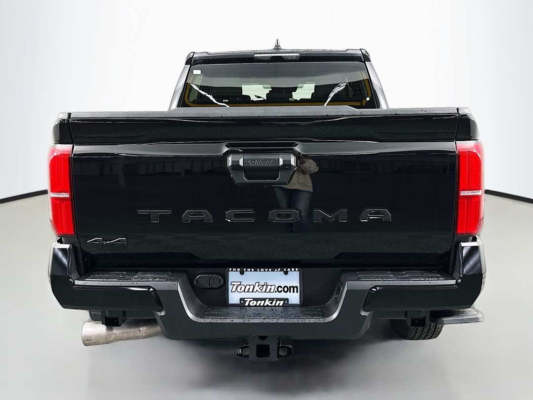 2025 Toyota Tacoma SR5 - Image 6
