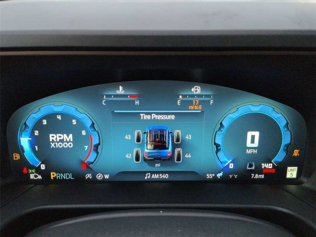 2025 Ford Bronco Sport Outer Banks - Image 15