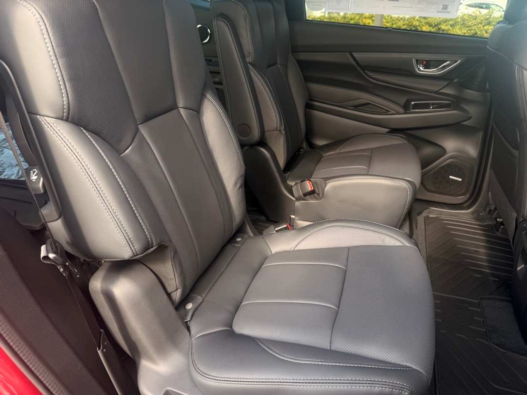 2026 Subaru Ascent Limited - Image 25