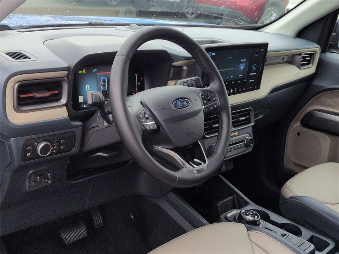 2026 Ford Maverick Lariat - Image 12