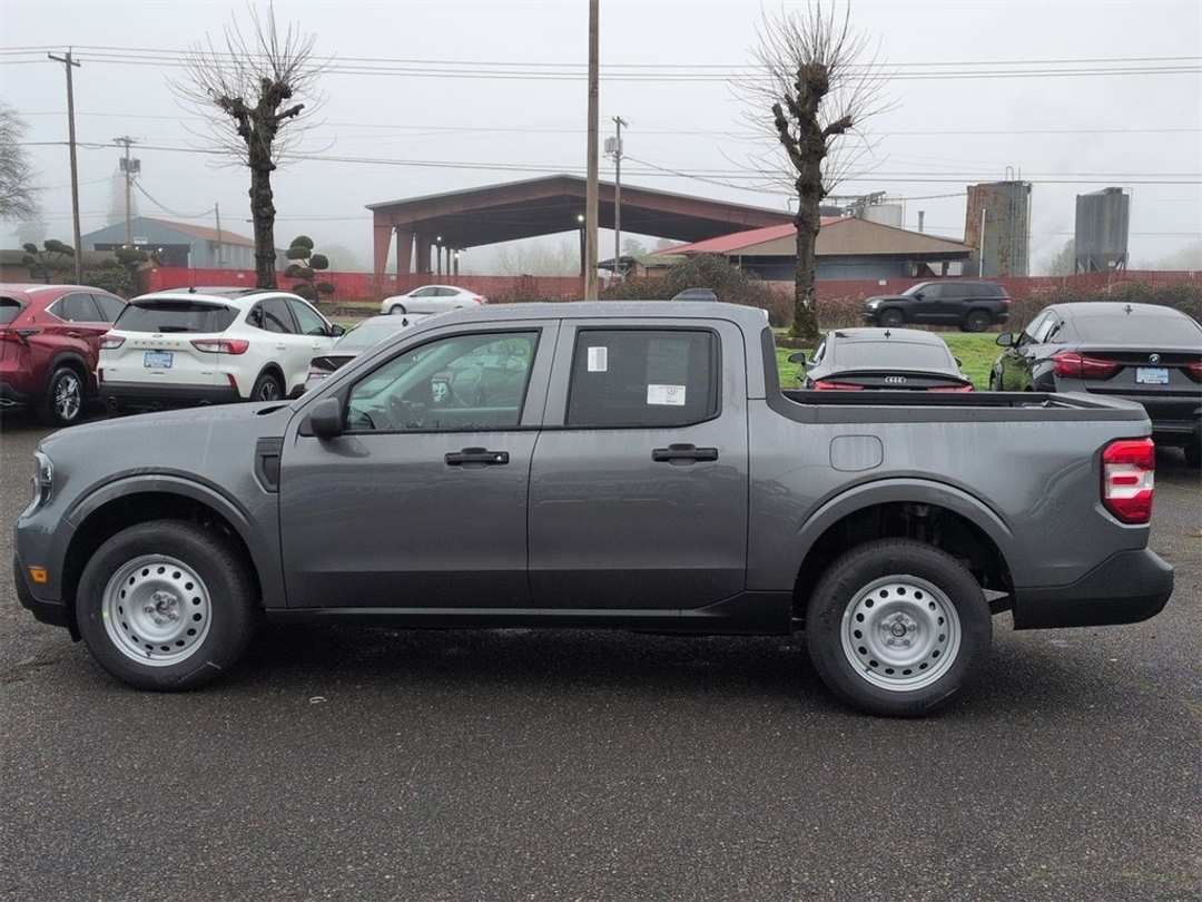 2026 Ford Maverick XL - Image 2