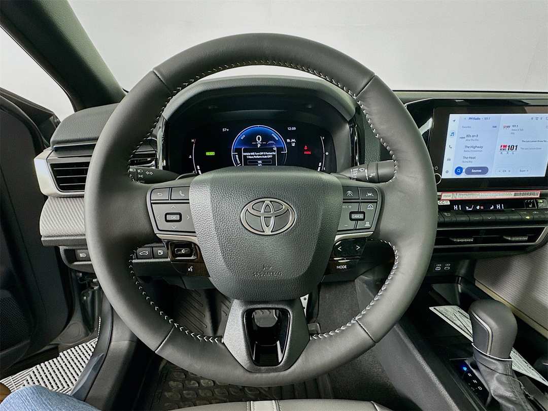 2026 Toyota Camry XSE - Image 11