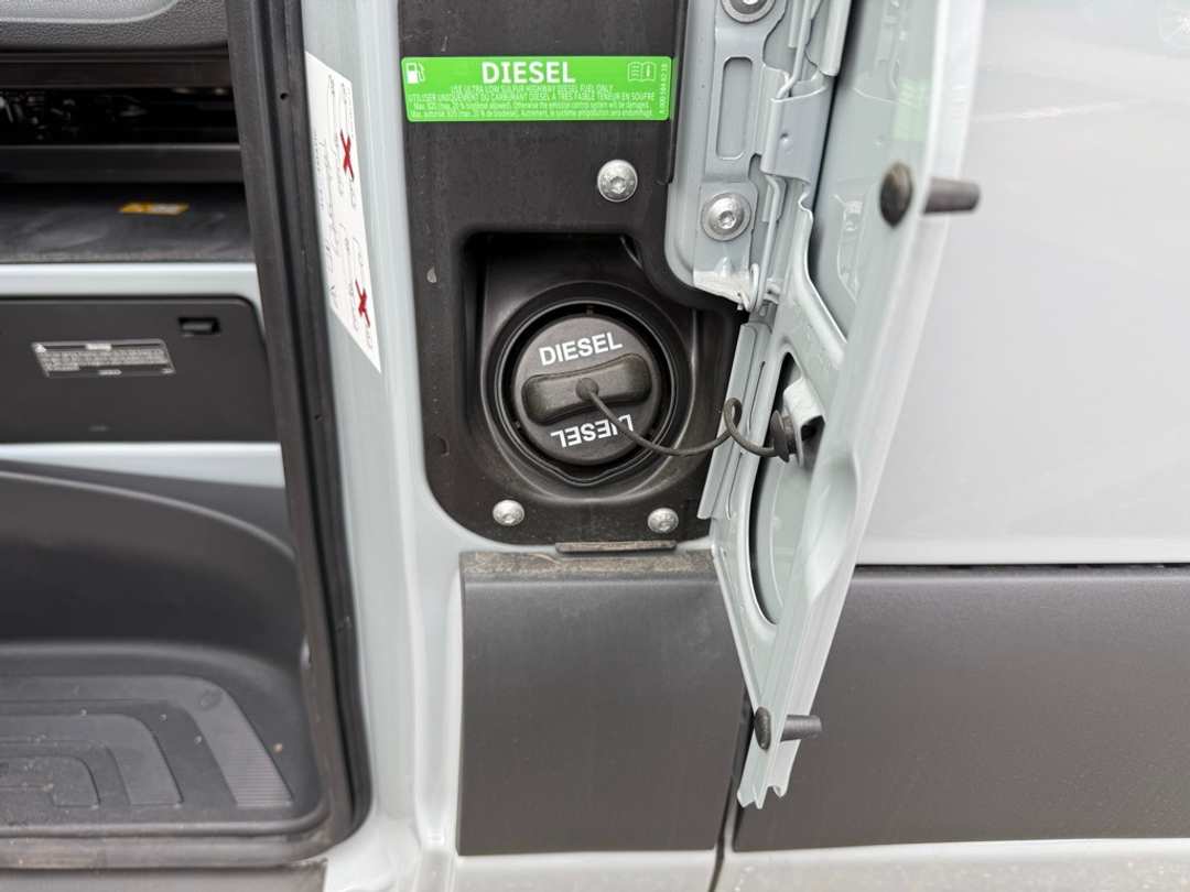 2025 Mercedes-Benz Sprinter 2500 Cargo 144 WB - Image 22