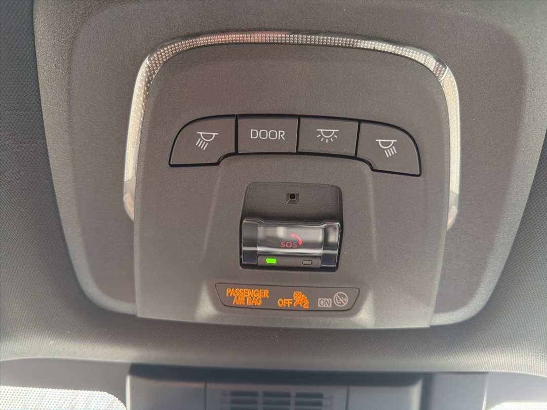 2026 Subaru Solterra Premium - Image 40