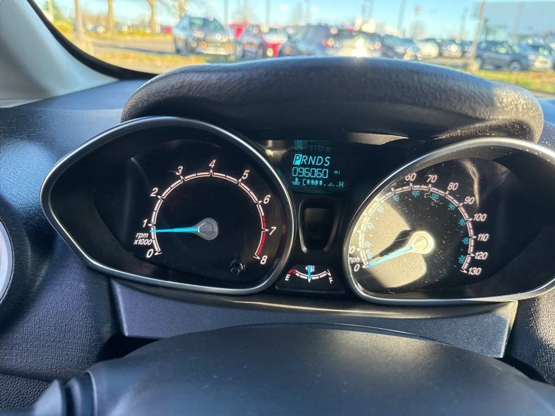 2018 Ford Fiesta SE - Image 28