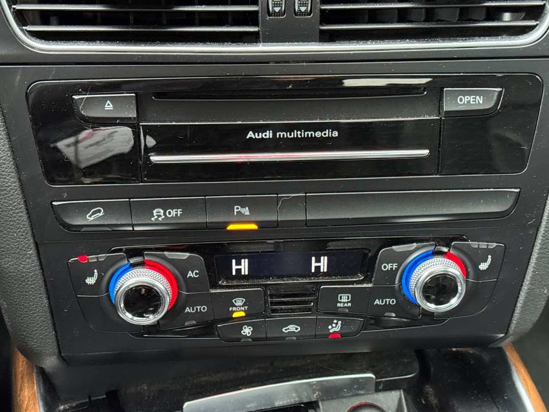 2013 Audi Q5 2.0T Premium Plus - Image 19