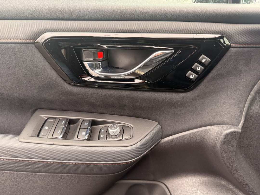 2026 Subaru Forester Touring - Image 12