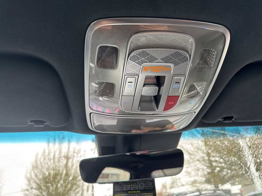 2025 Genesis G80 3.5T - Image 33