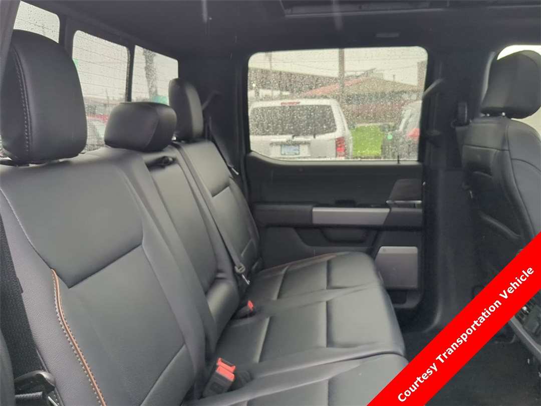 2025 Ford F-150 Lariat - Image 30