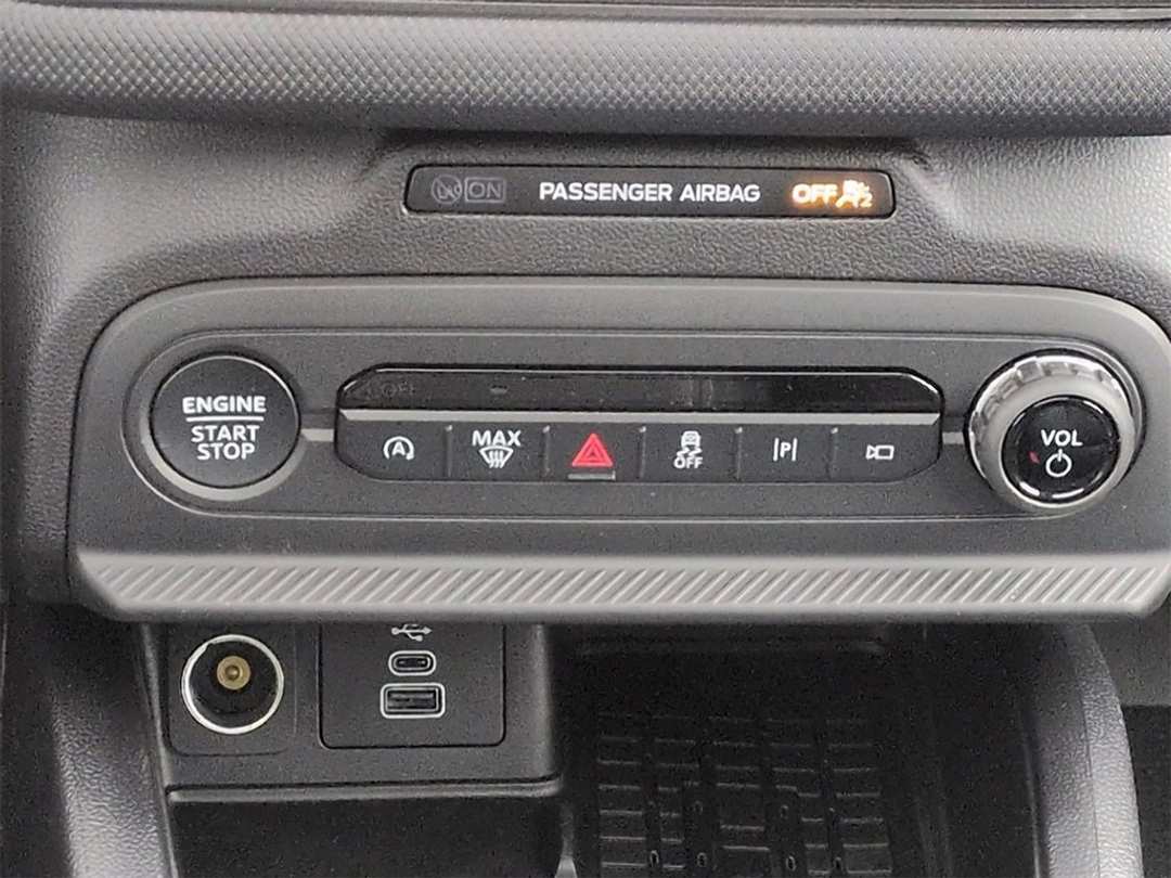 2025 Ford Bronco Sport Outer Banks - Image 16