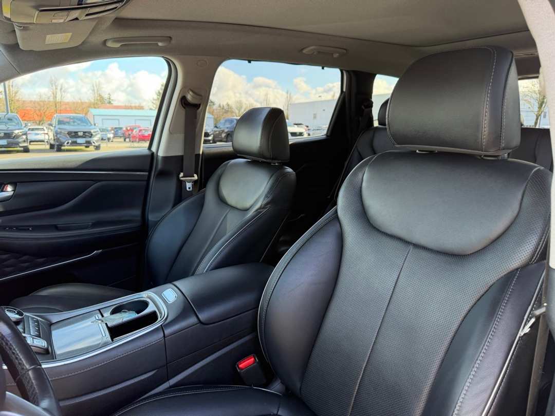 2023 Hyundai Santa Fe Limited - Image 16