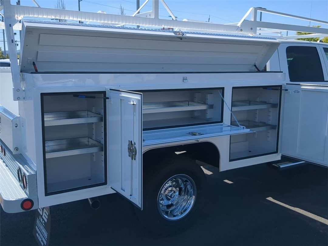 2024 Ram 3500HD Tradesman - Image 15