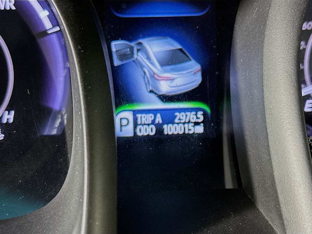 2018 Toyota Avalon XLE Premium - Image 13