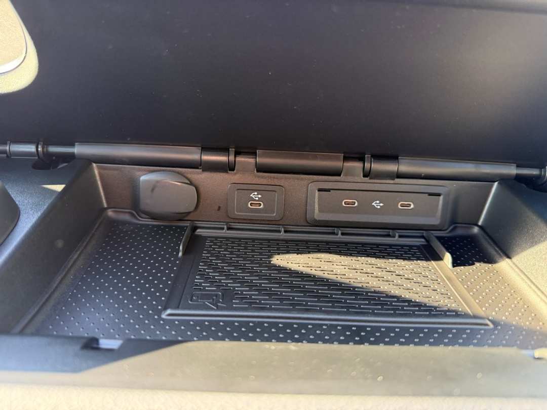 2025 Mercedes-Benz Sprinter 2500 Passenger 144 WB - Image 26