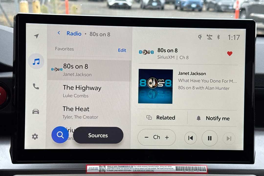 2025 Toyota Tacoma TRD Off Road - Image 17