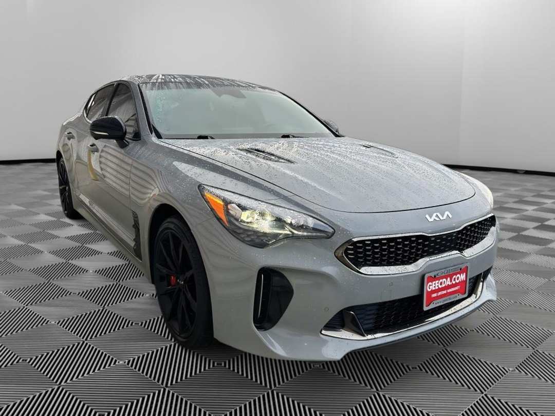 2023 Kia Stinger GT2 - Image 3