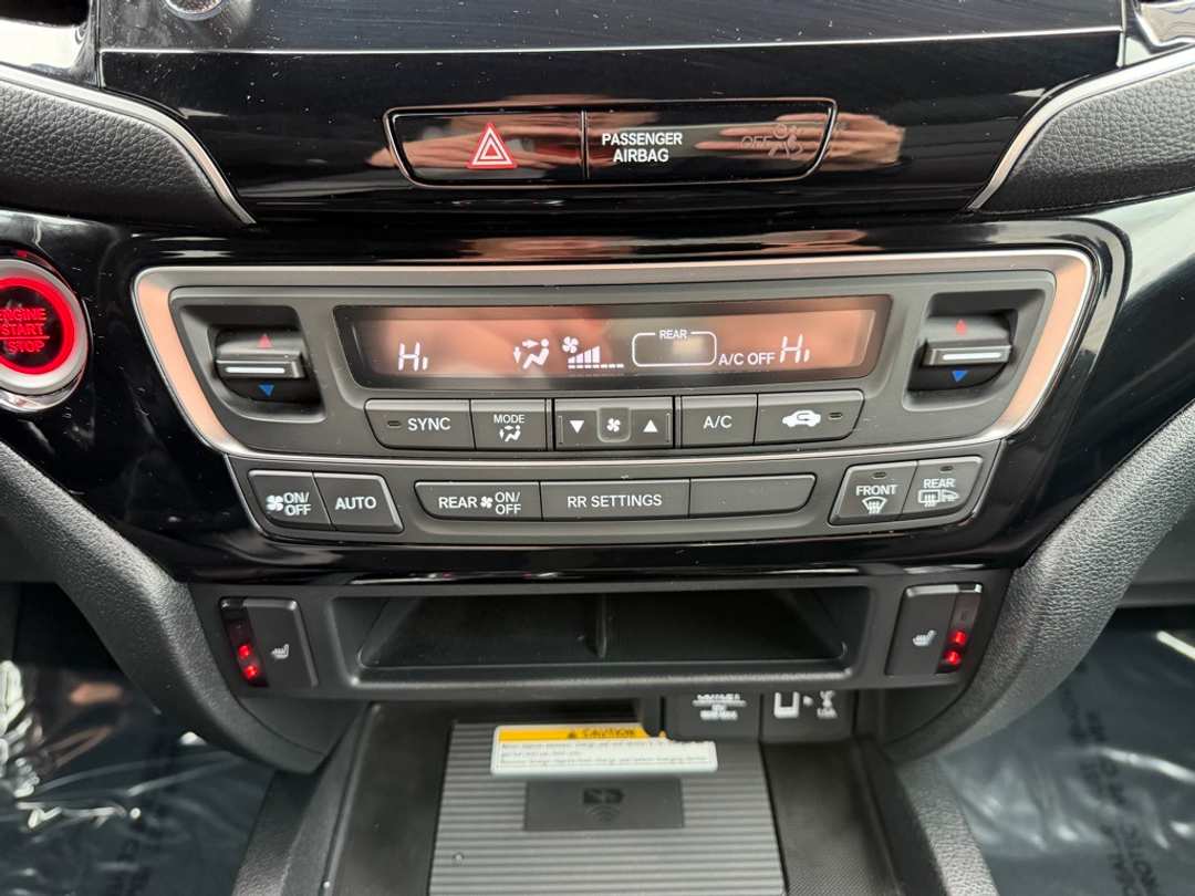 2022 Honda Ridgeline Black Edition - Image 24