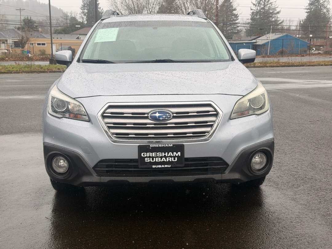 2015 Subaru Outback 2.5i Premium - Image 2