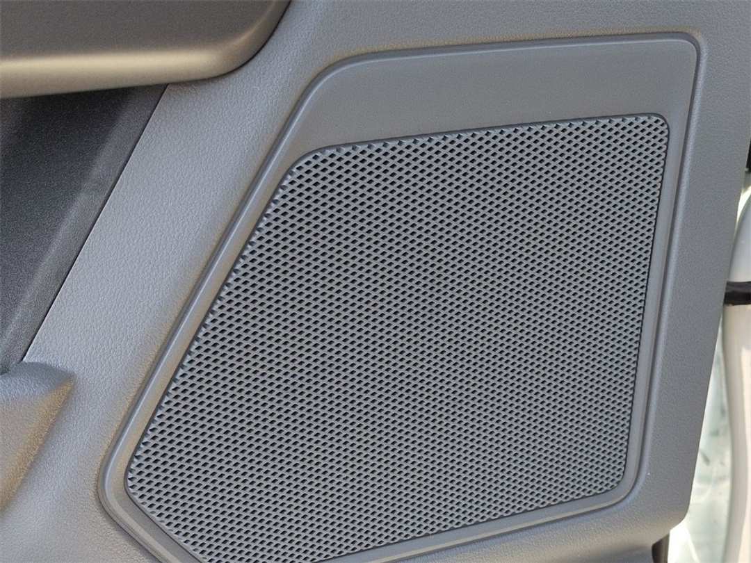 2026 Ford F-150 XLT - Image 11