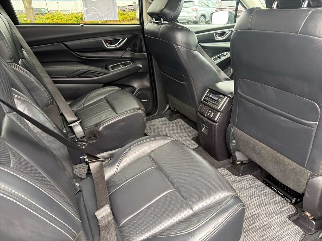 2023 Subaru Ascent Limited - Image 24