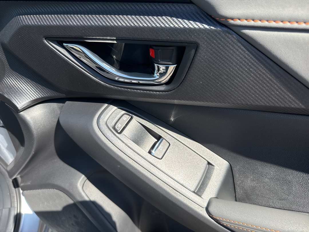 2025 Subaru Crosstrek Limited - Image 30