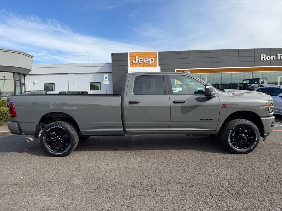 2026 Ram 3500 Big Horn - Image 10