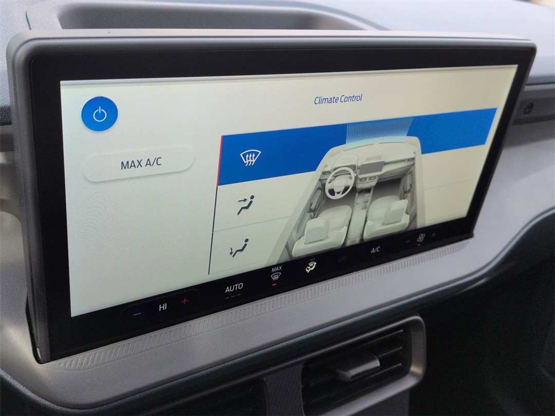 2026 Ford Maverick XL - Image 20