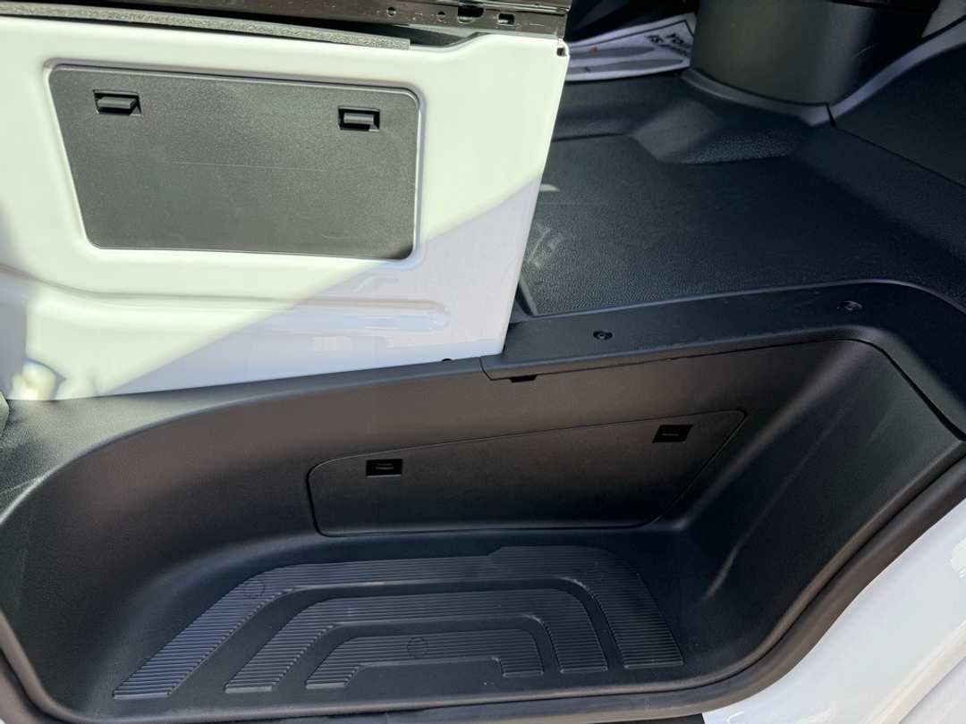 2025 Mercedes-Benz Sprinter 3500 Cargo 170 WB - Image 18