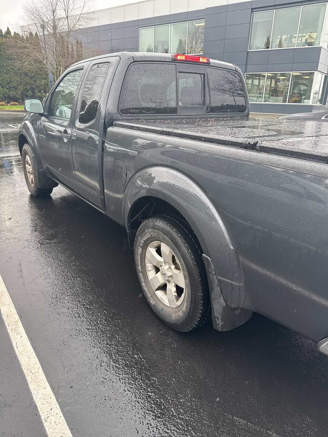 2013 Nissan Frontier SV - Image 10