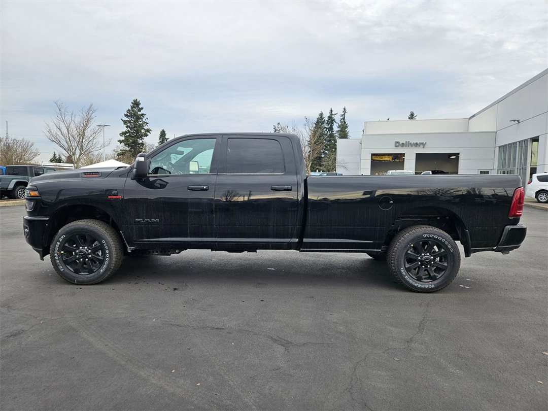 2026 Ram 3500 Big Horn - Image 3