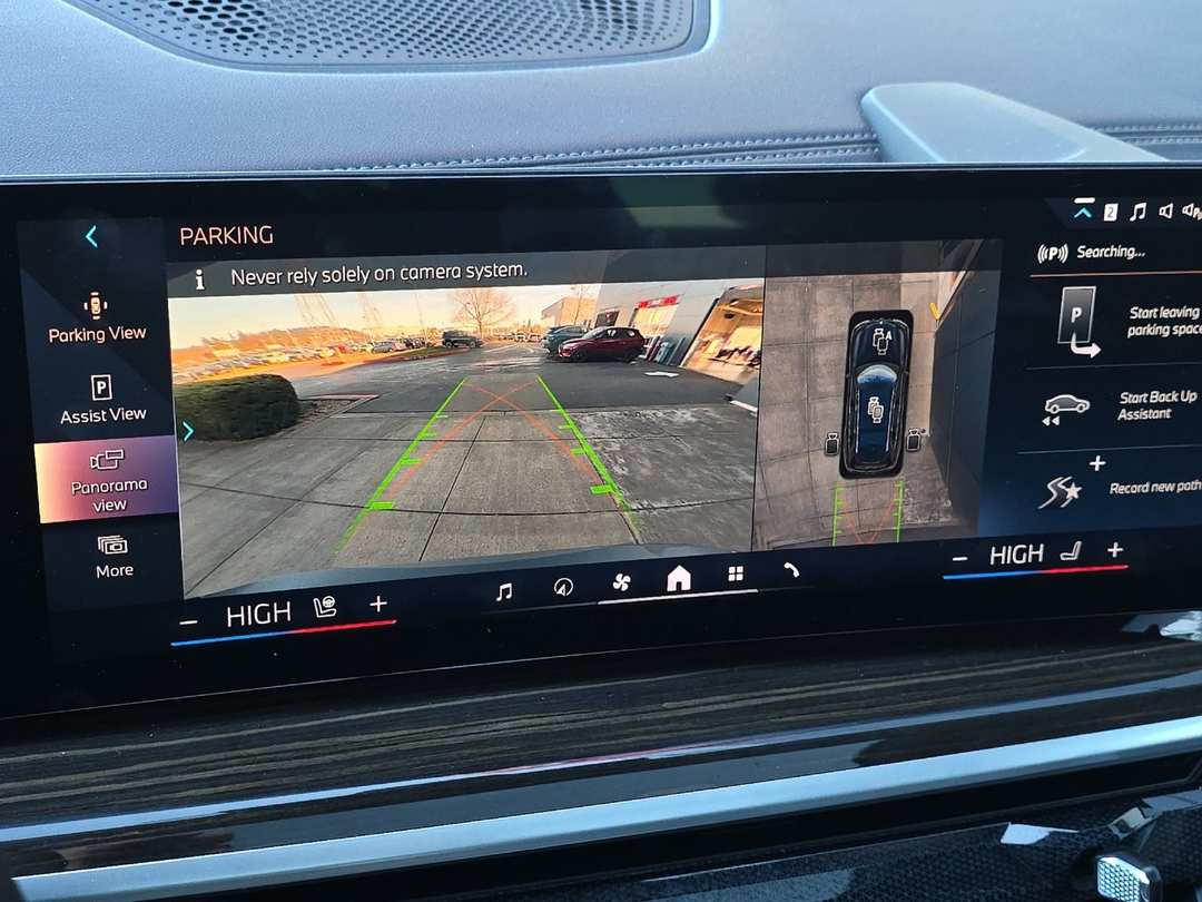 2024 BMW X7 xDrive40i - Image 20