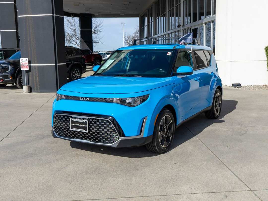 2023 Kia Soul EX - Image 3