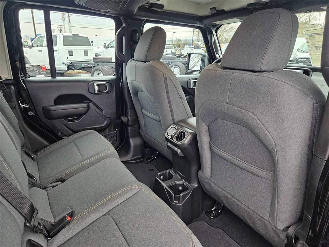 2026 Jeep Gladiator Sport - Image 33