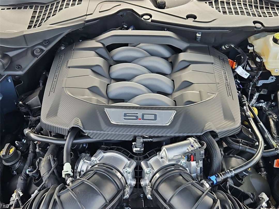 2025 Ford Mustang GT Premium - Image 33