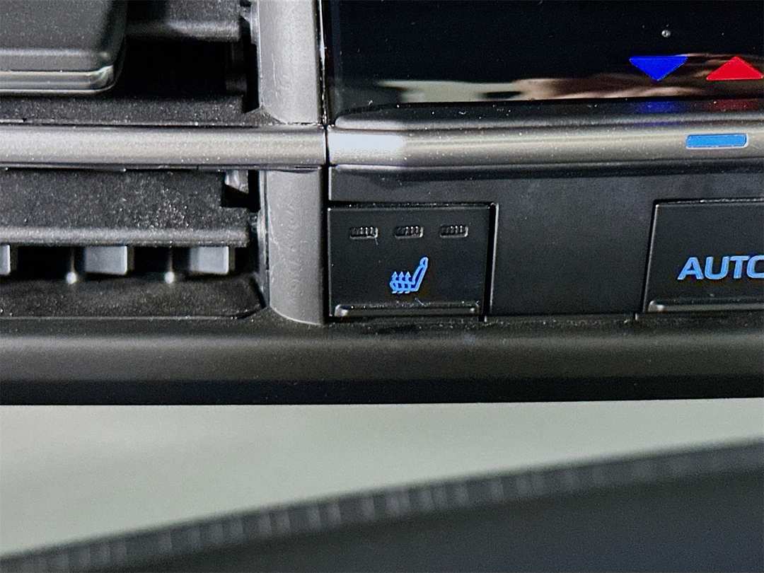 2022 Toyota Sienna XSE - Image 20