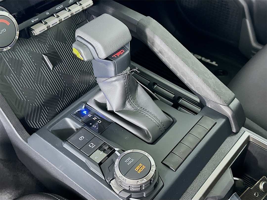 2026 Toyota Tacoma TRD Sport - Image 17