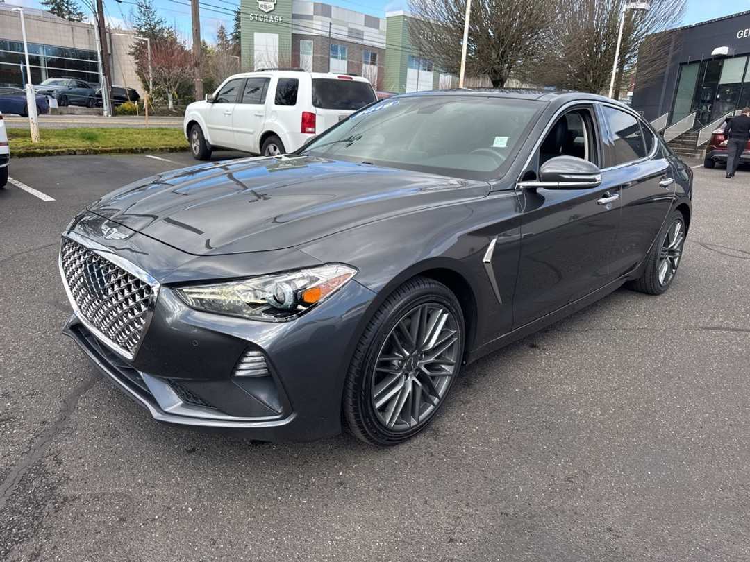2019 Genesis G70 2.0T Advanced - Image 3