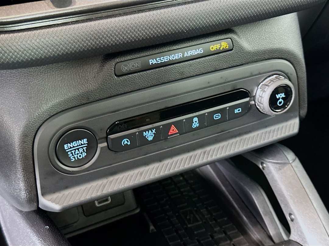 2025 Ford Bronco Sport Big Bend - Image 16