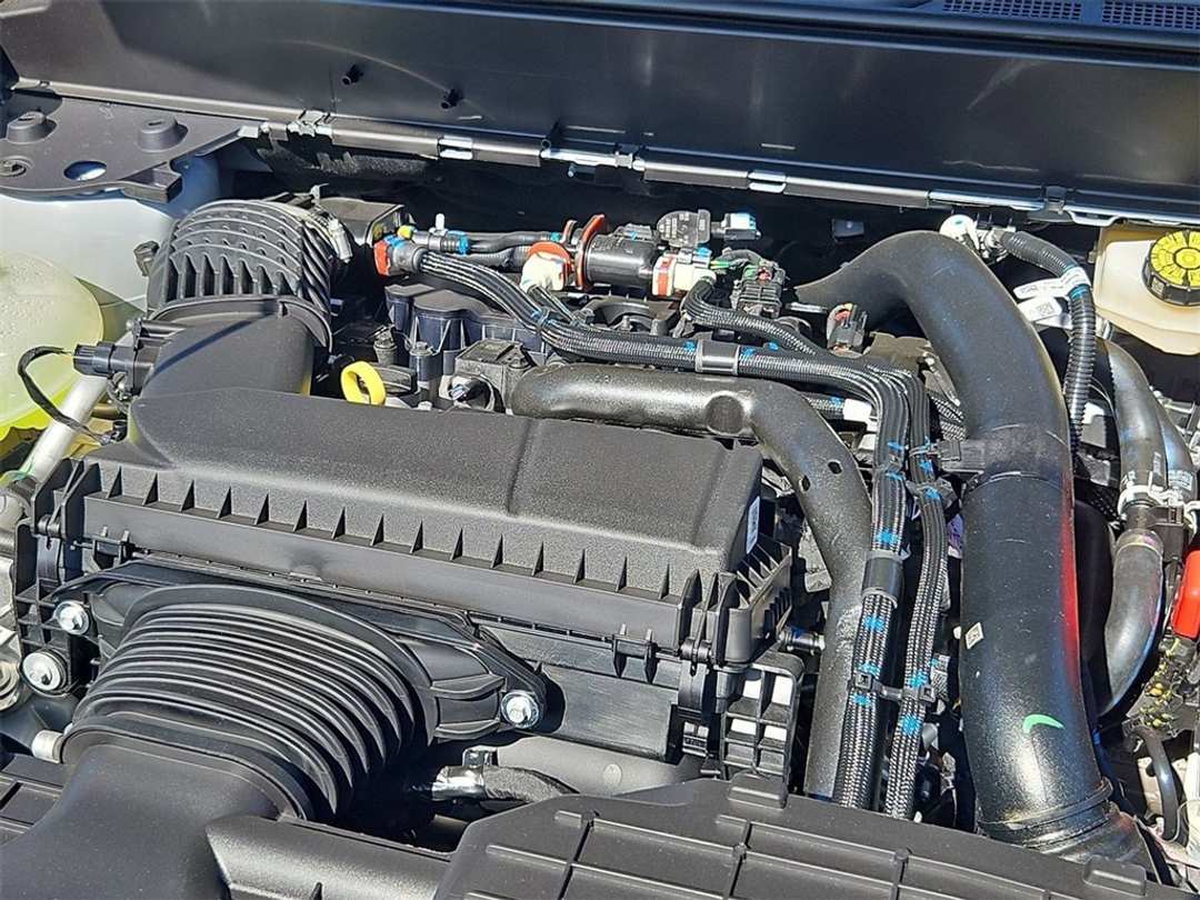 2025 Ford Maverick XLT - Image 31